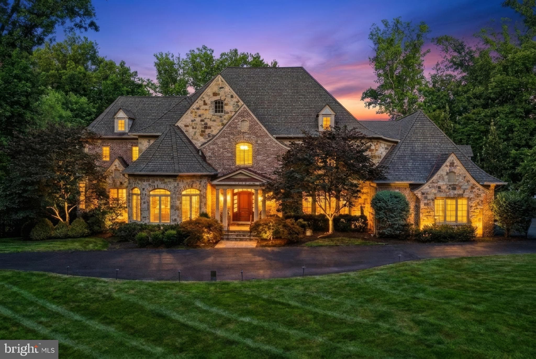 1239 Daleview Drive