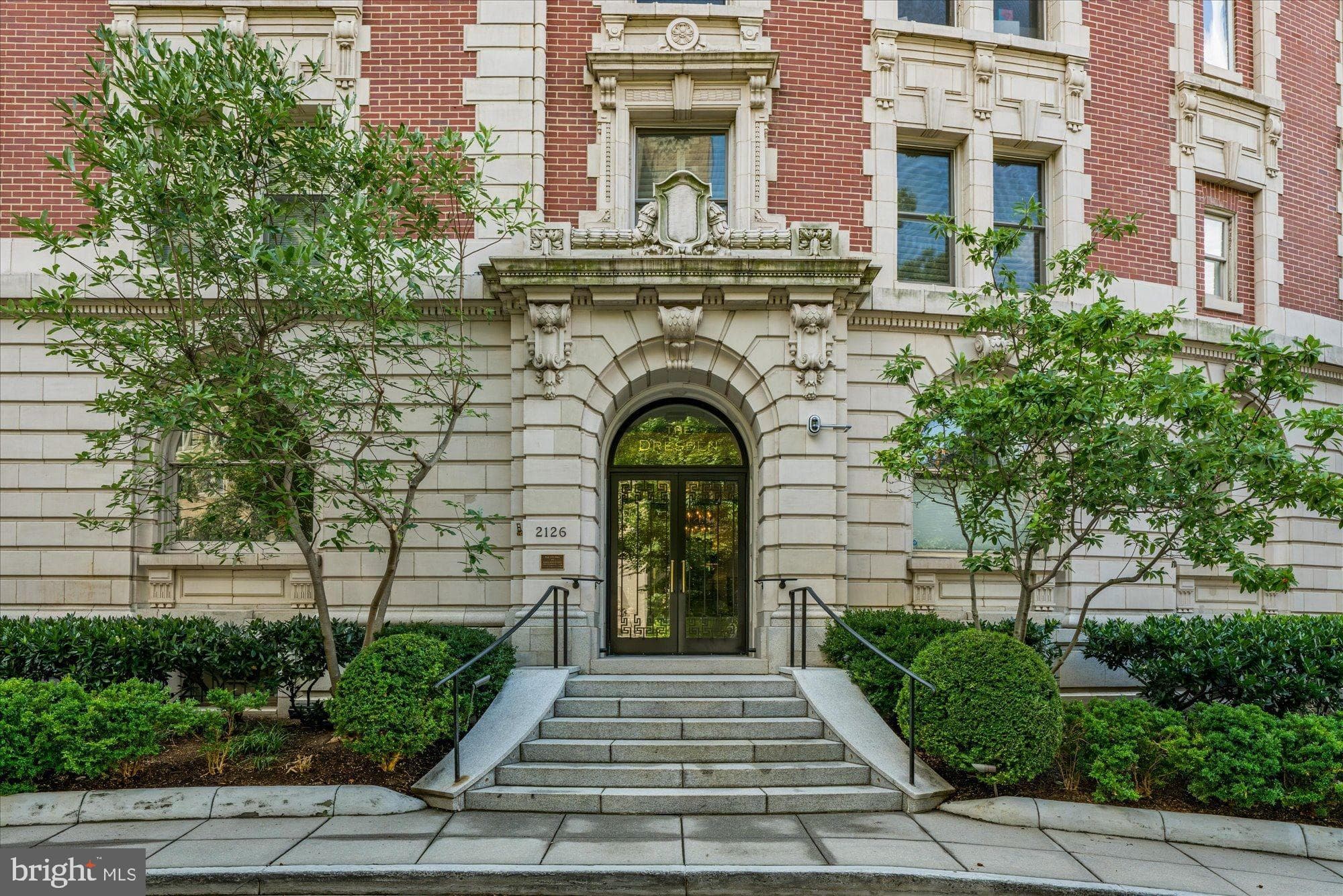 2126 Connecticut Avenue NW 74
