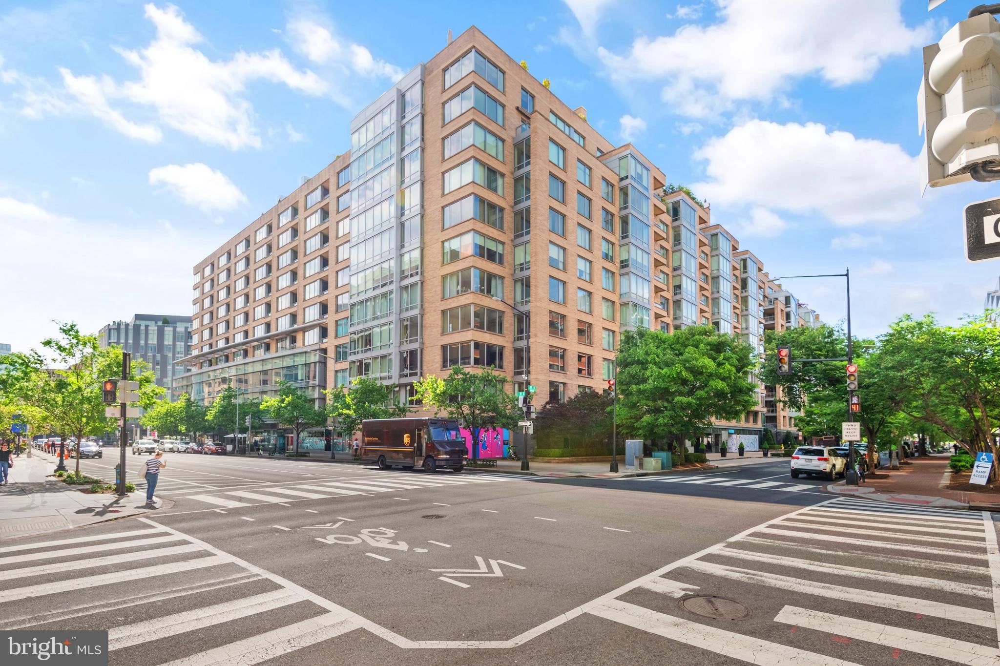 1155 23rd Street NW PH3L photo 1