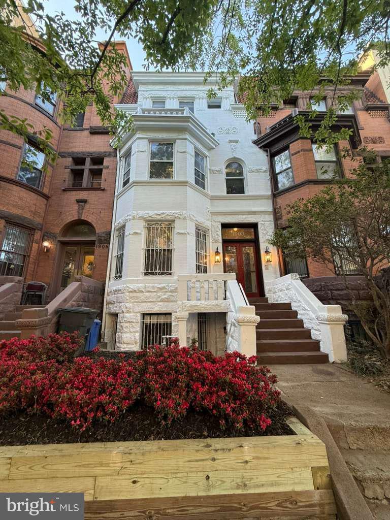 1903 Kalorama Road NW photo 1