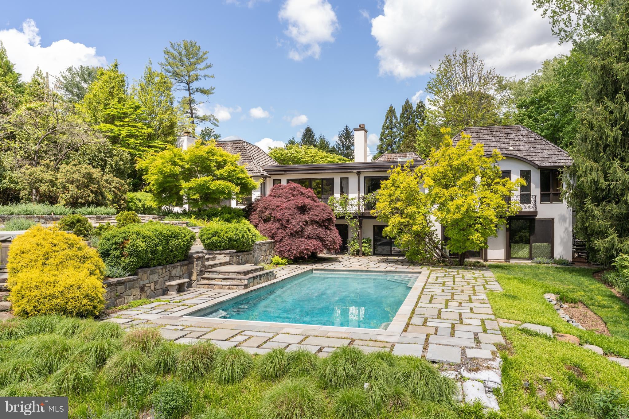 1463 Kirby Road photo 1