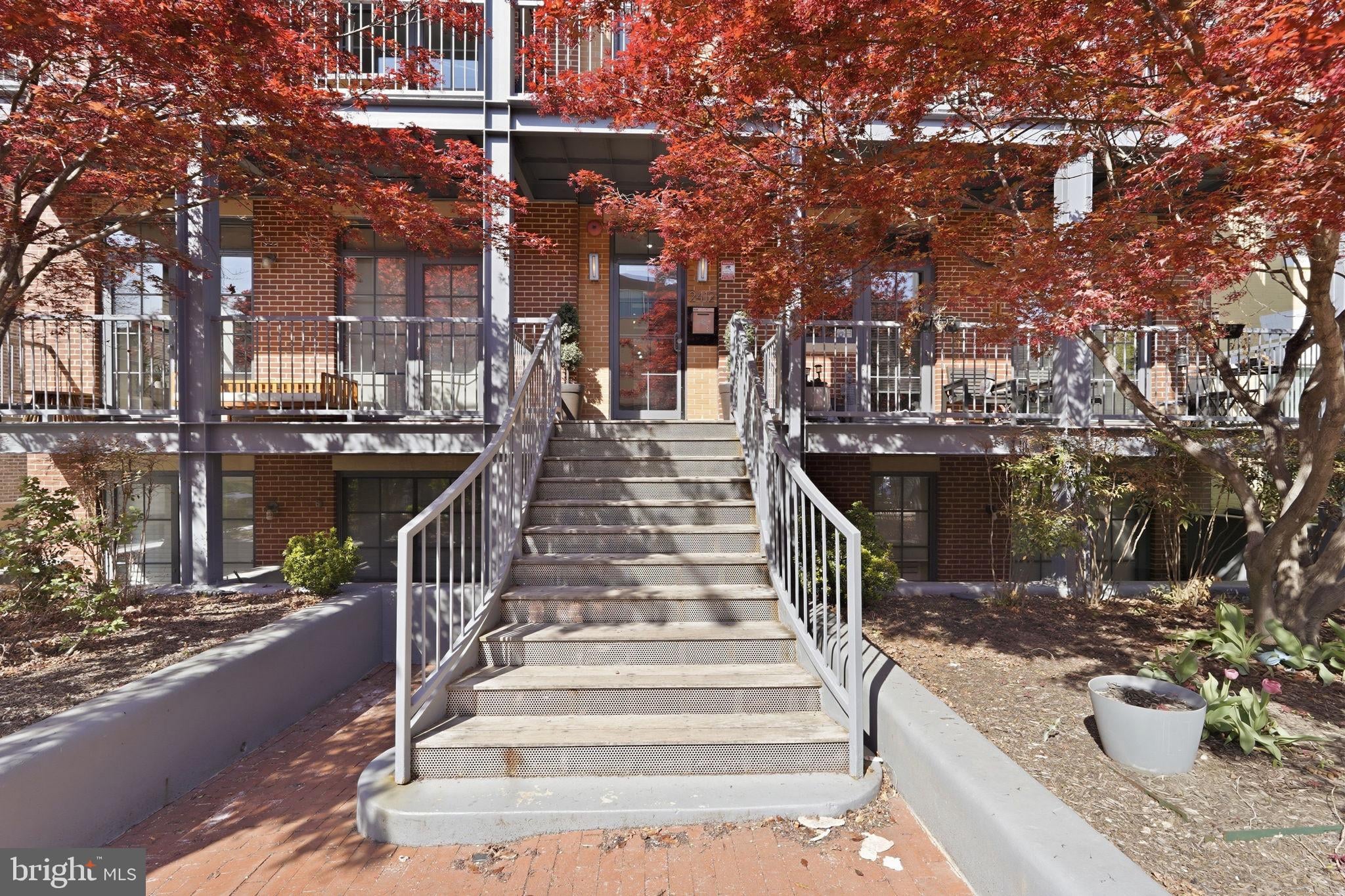 2412 17th Street NW 305 photo 2