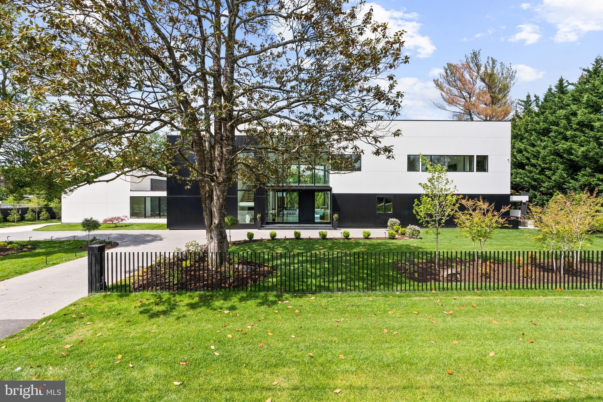 8970 Brook Road photo 2