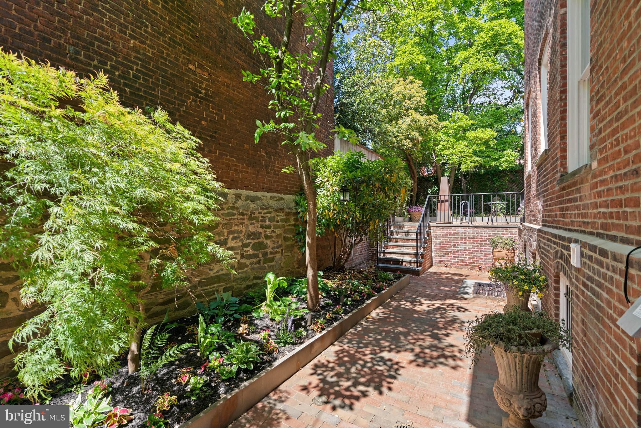 3127 N Street NW photo 40