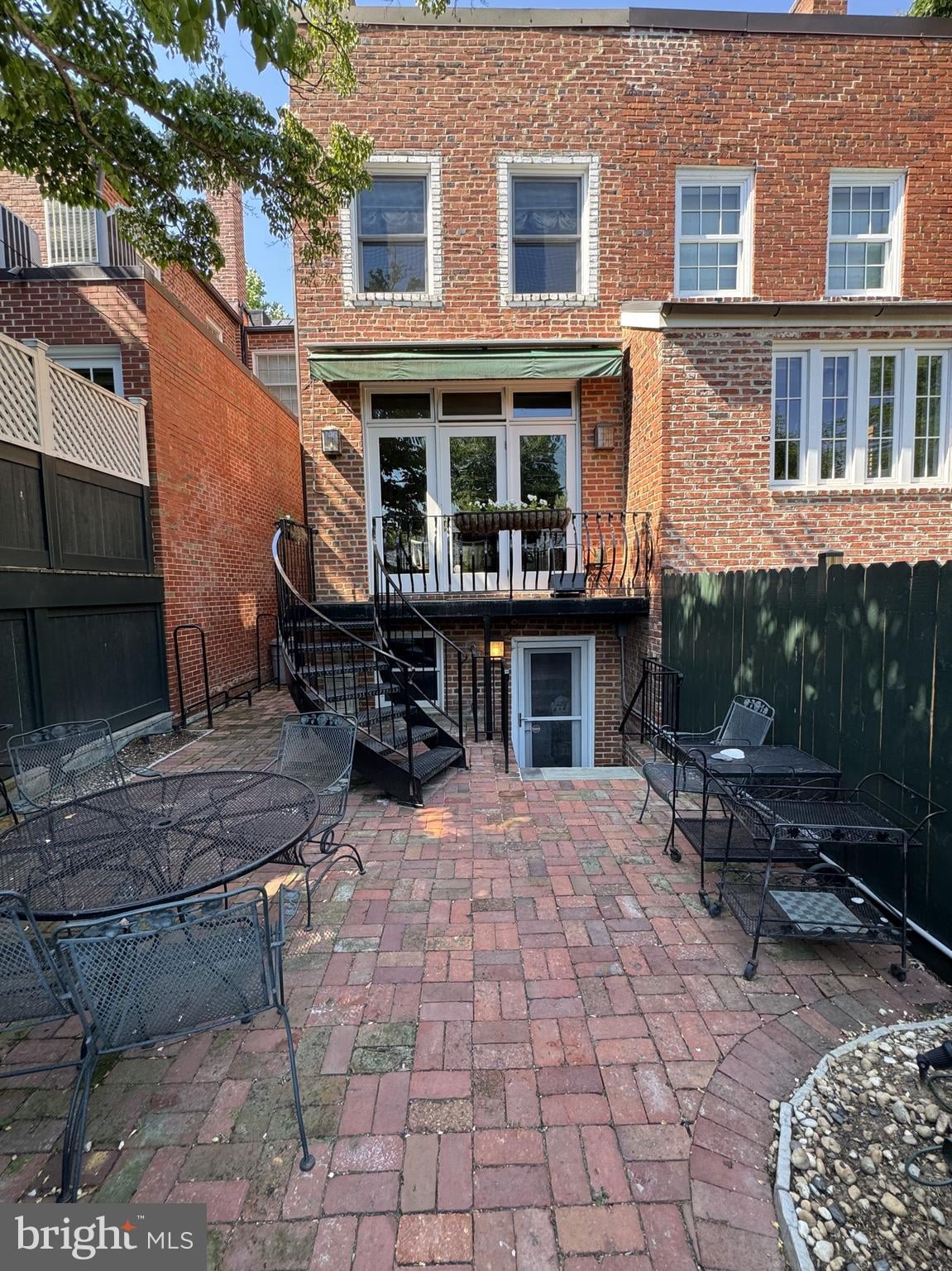3338 Reservoir Road NW photo 10