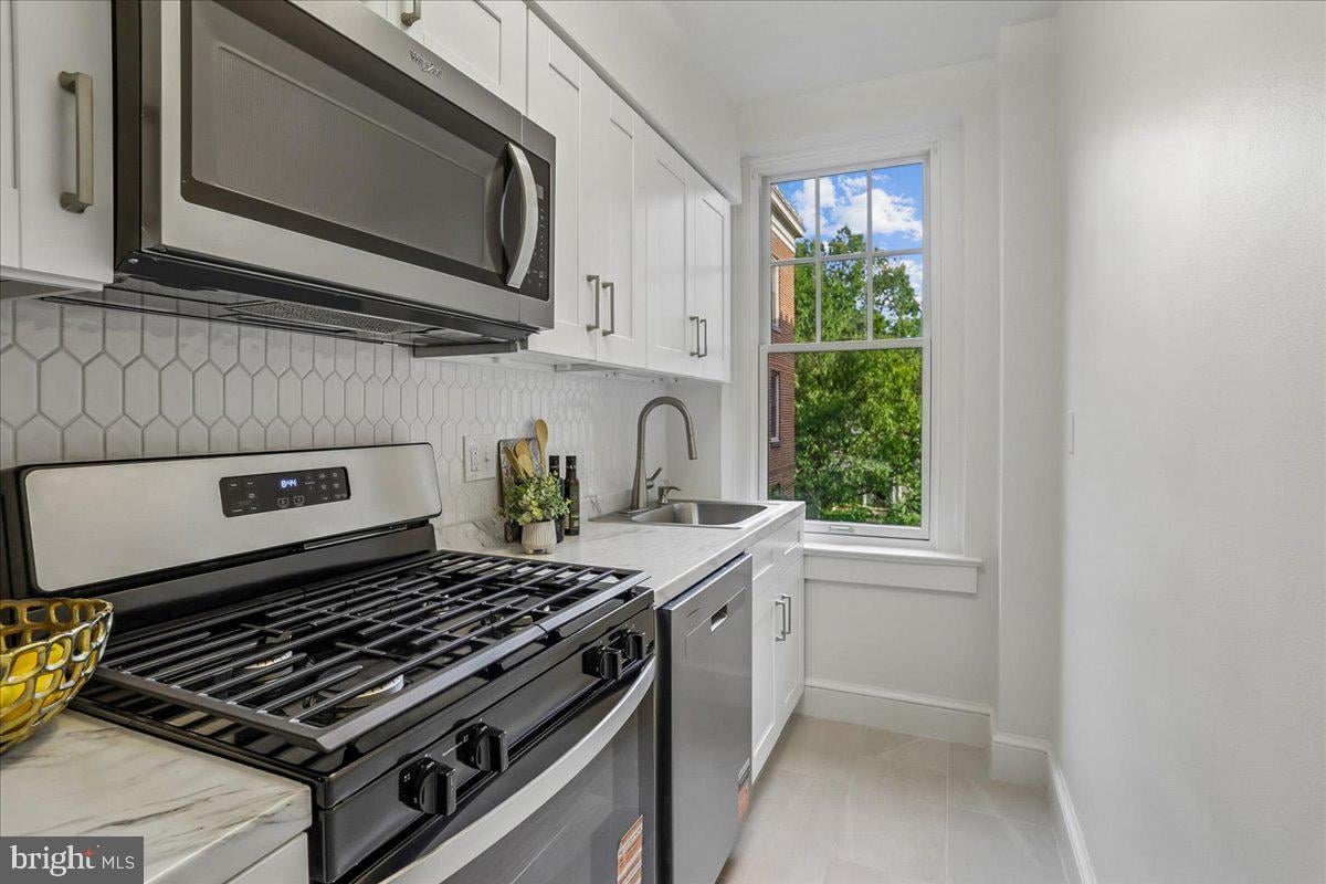 2410 20th Street NW 208 photo 2