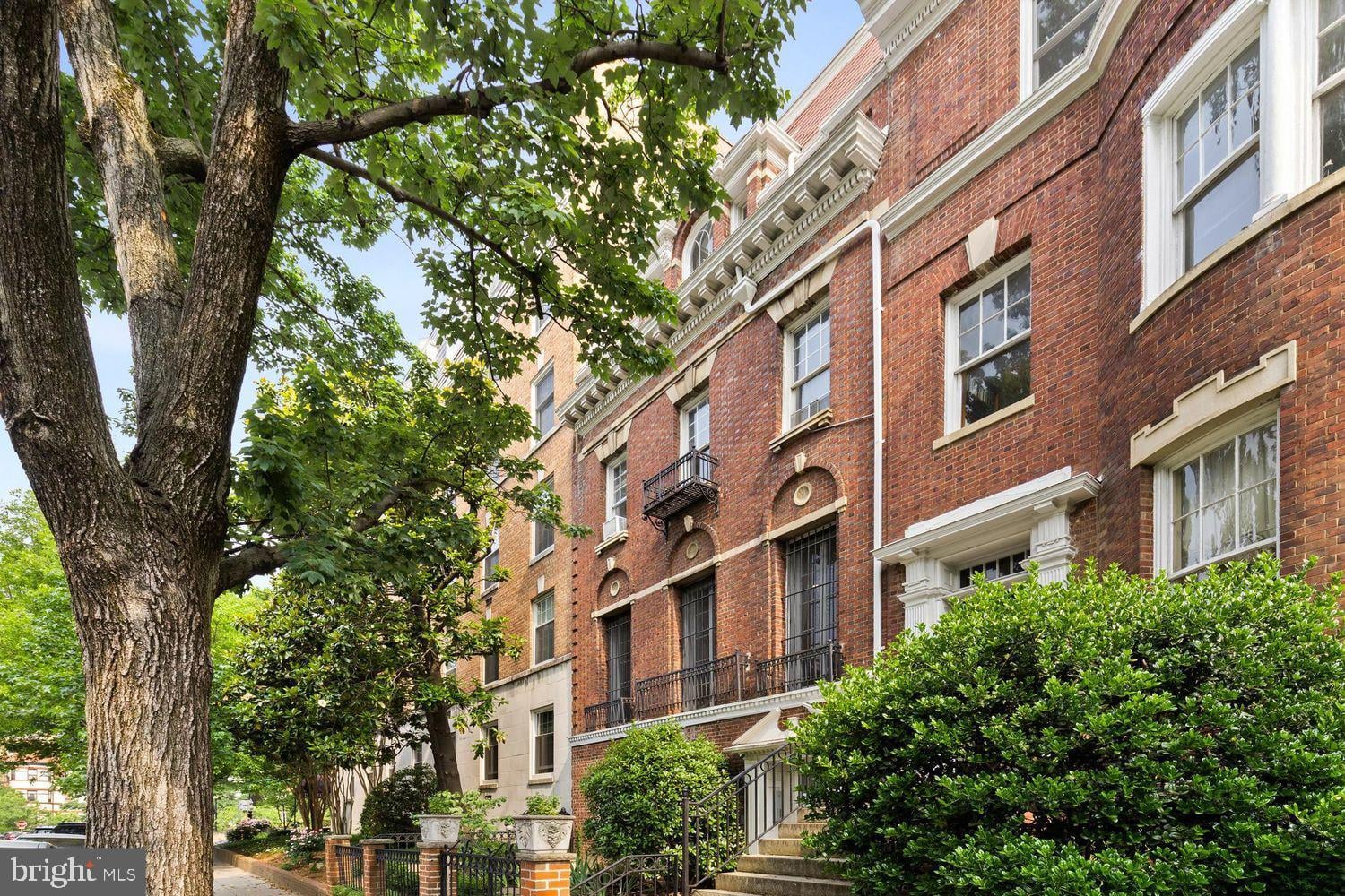 1863 Kalorama Road NW 2A photo 2