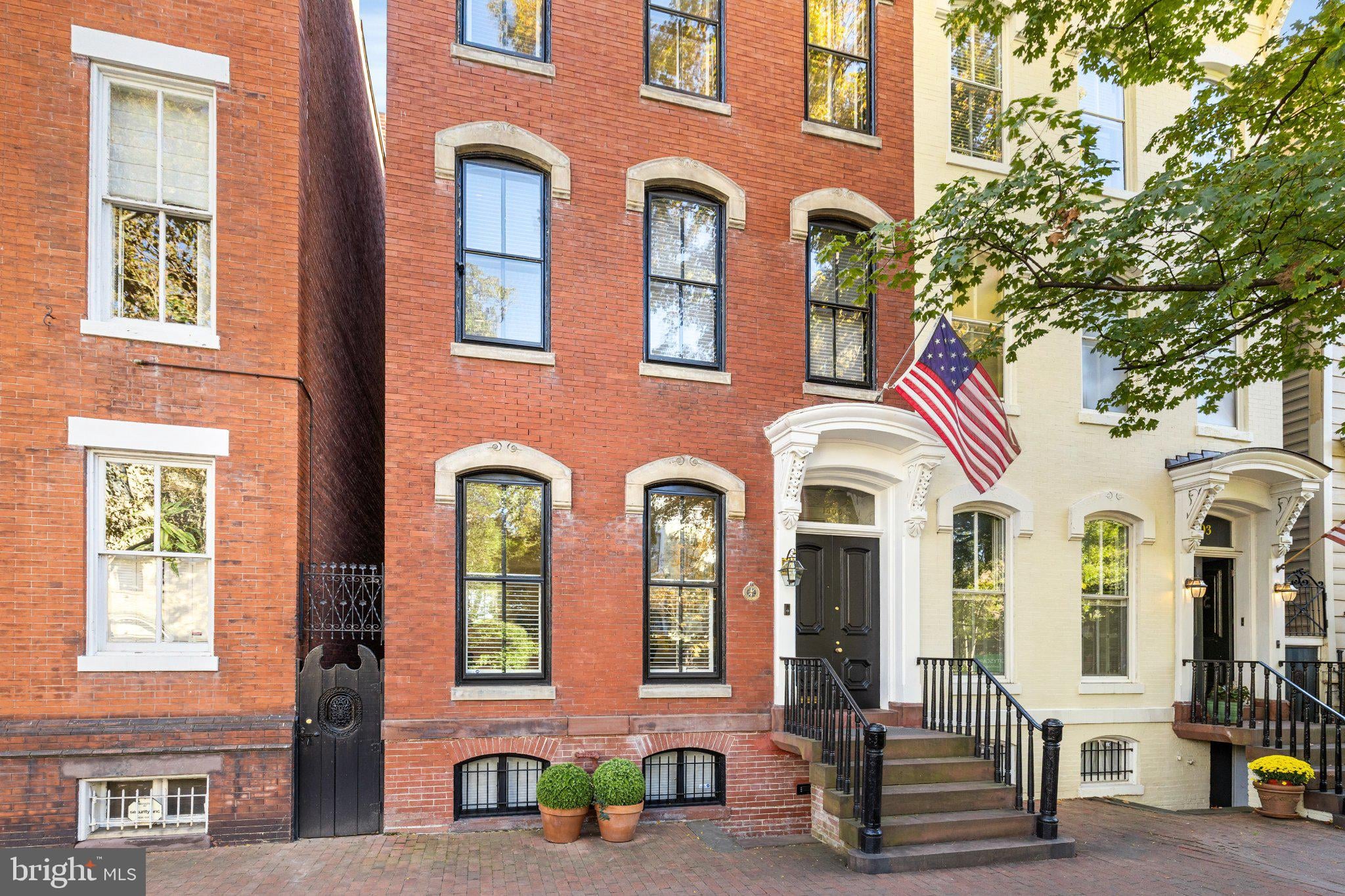 1405 31st Street NW photo 2