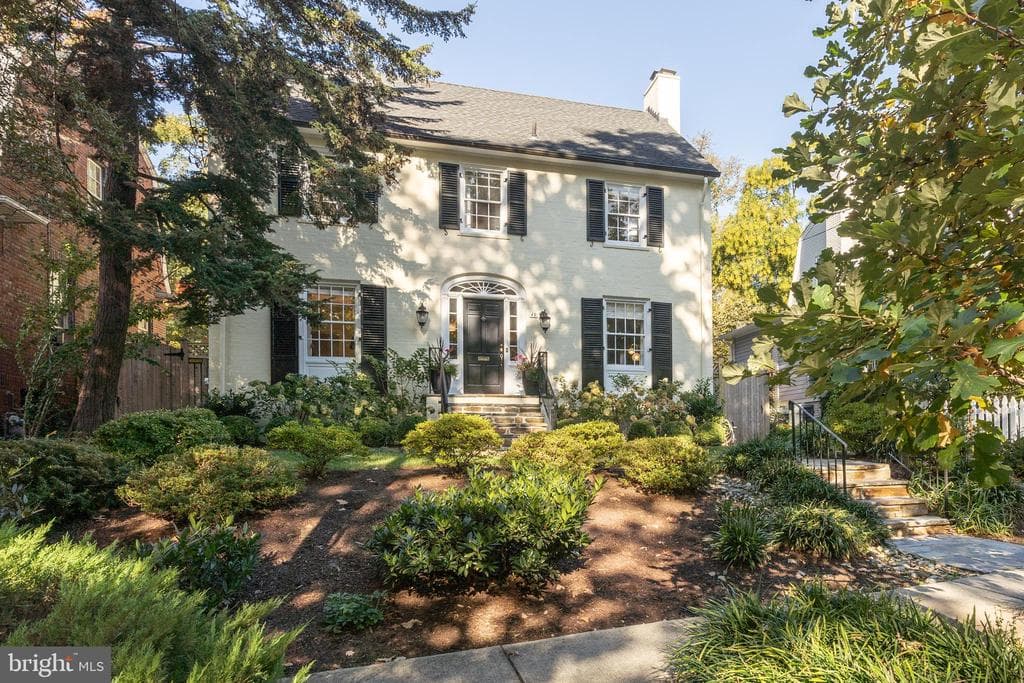 49 Observatory Circle NW