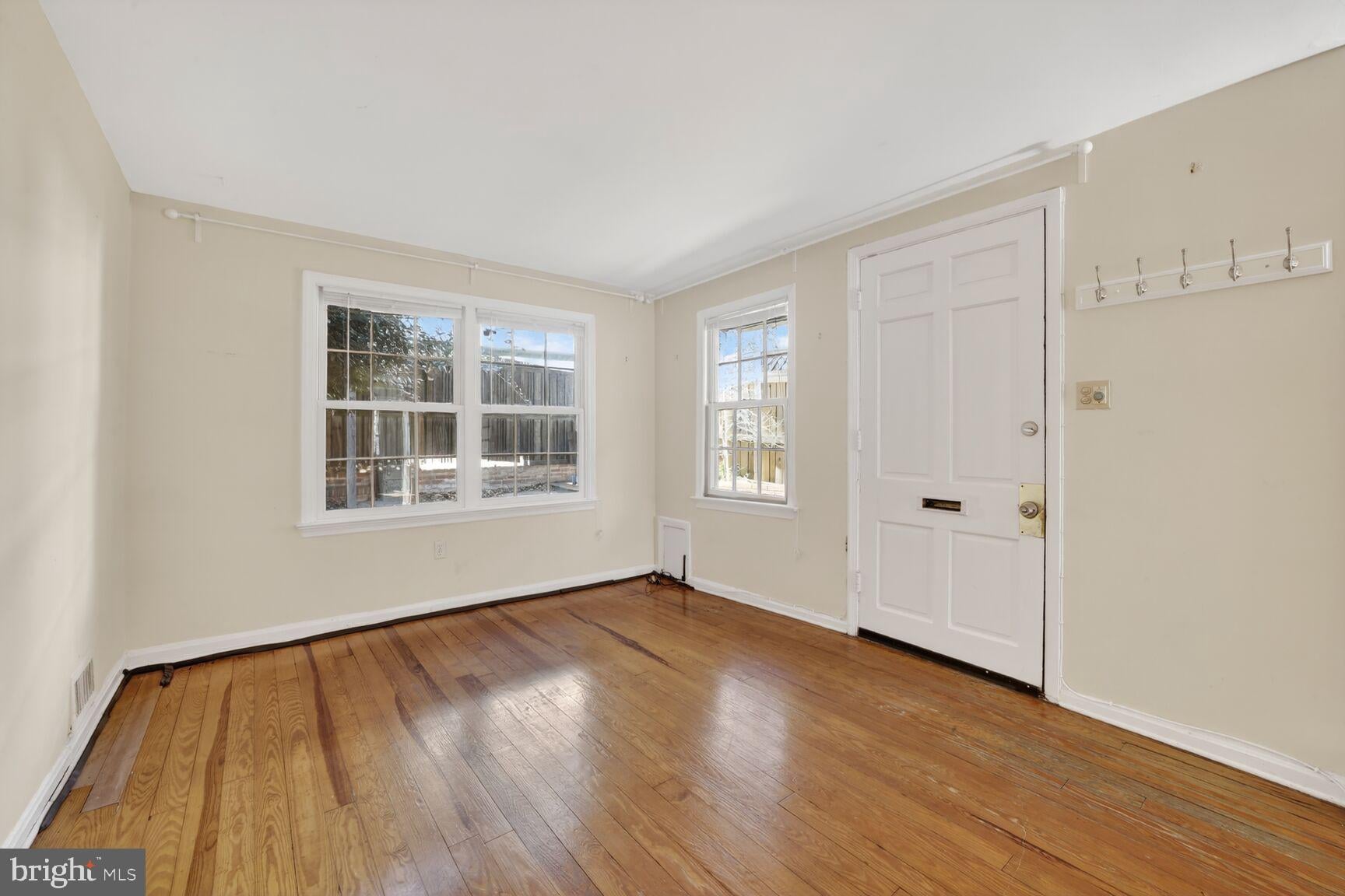 3421 Reservoir Road NW photo 2