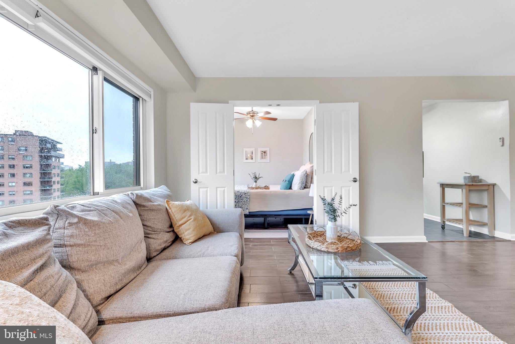 4201 Cathedral Avenue NW 918W photo 41