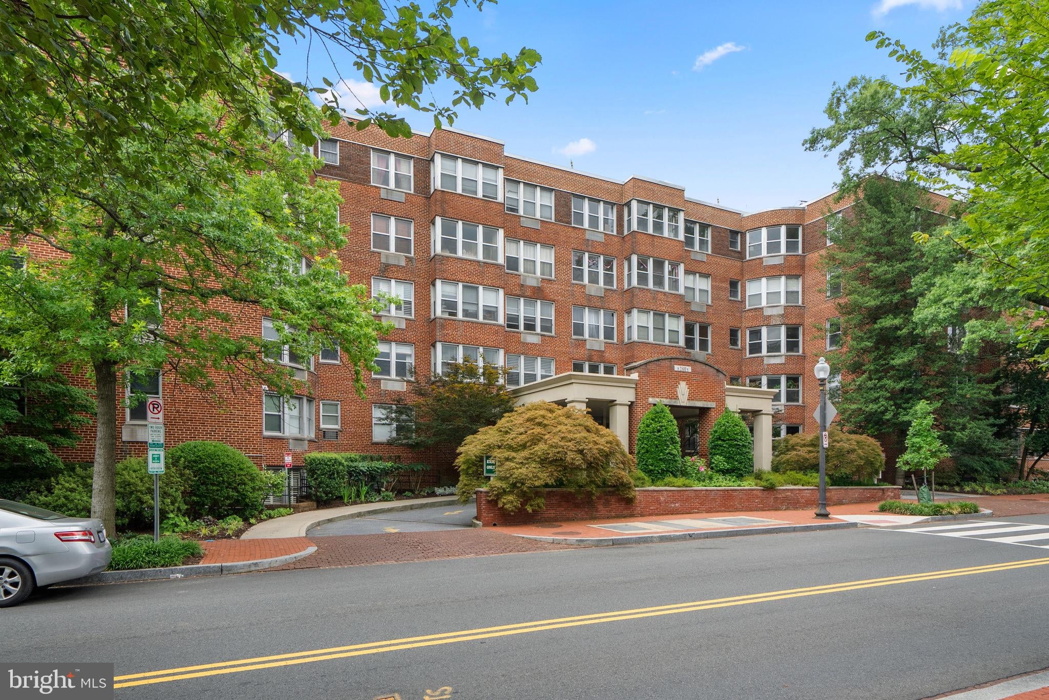 2500 Q Street NW 524 photo 2