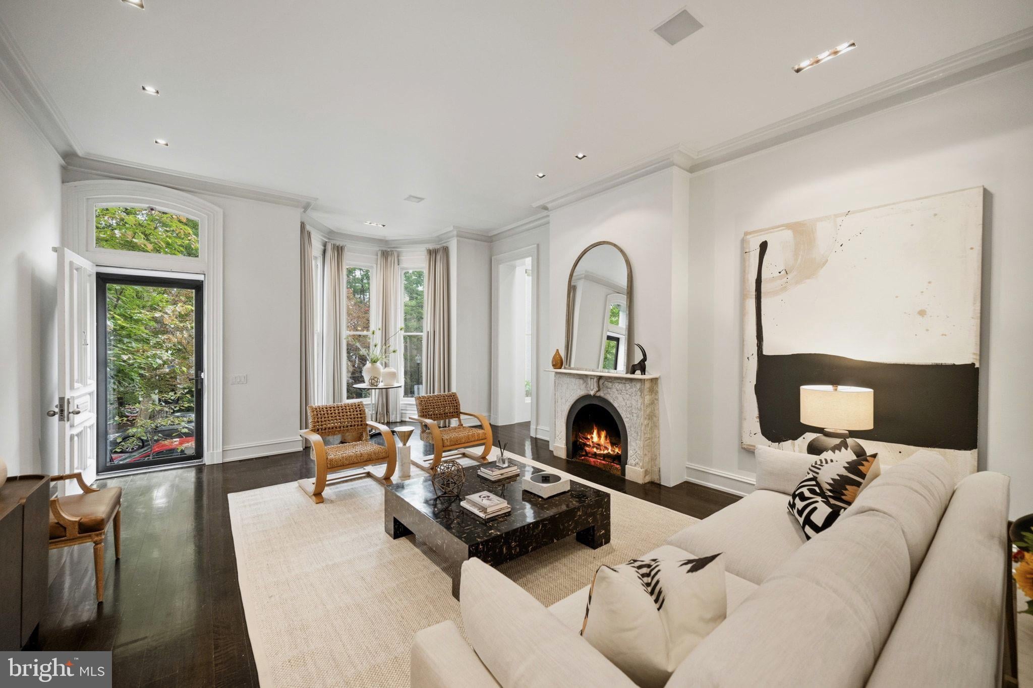 1418 33rd Street NW photo 2