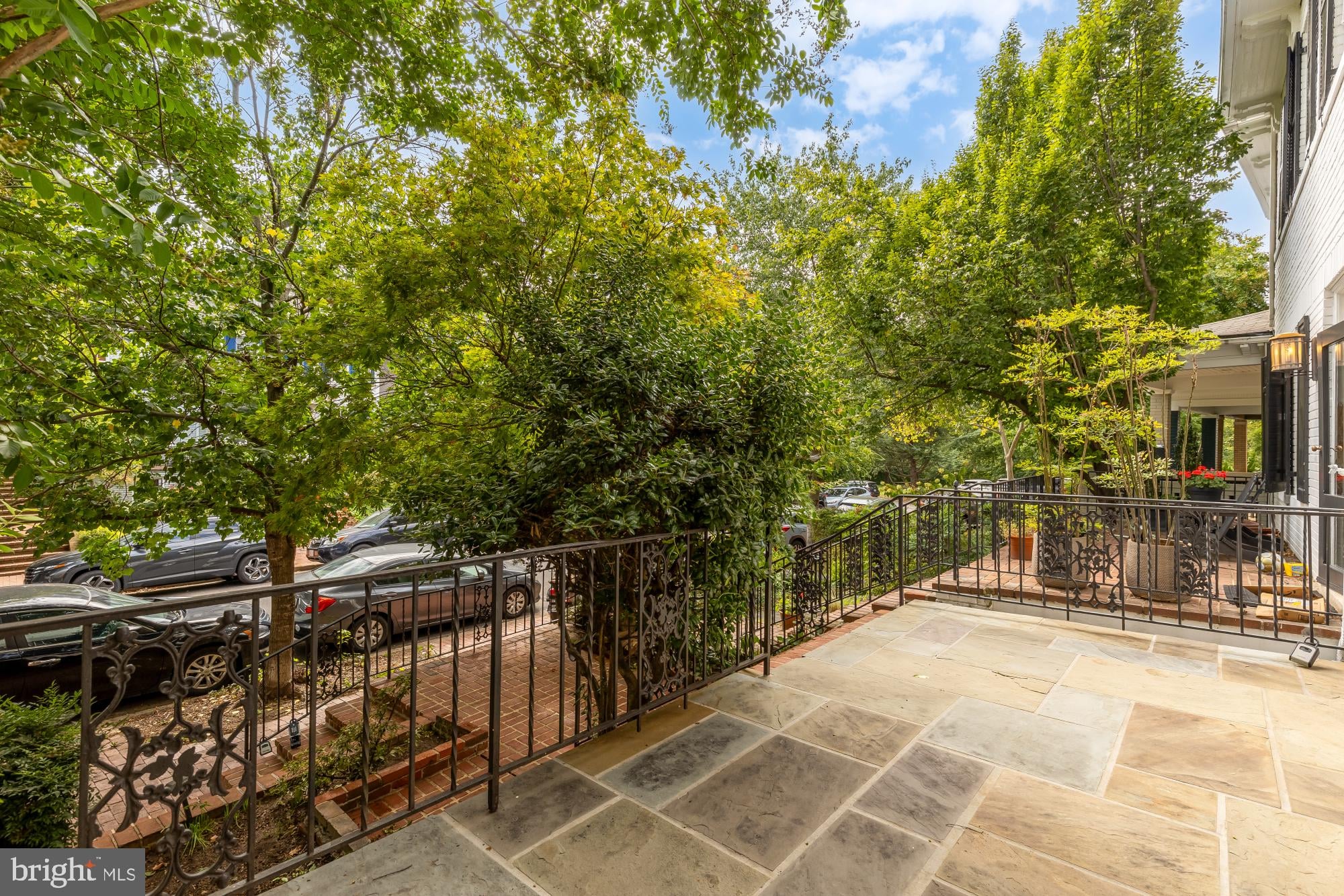 2015 Allen Place NW photo 2
